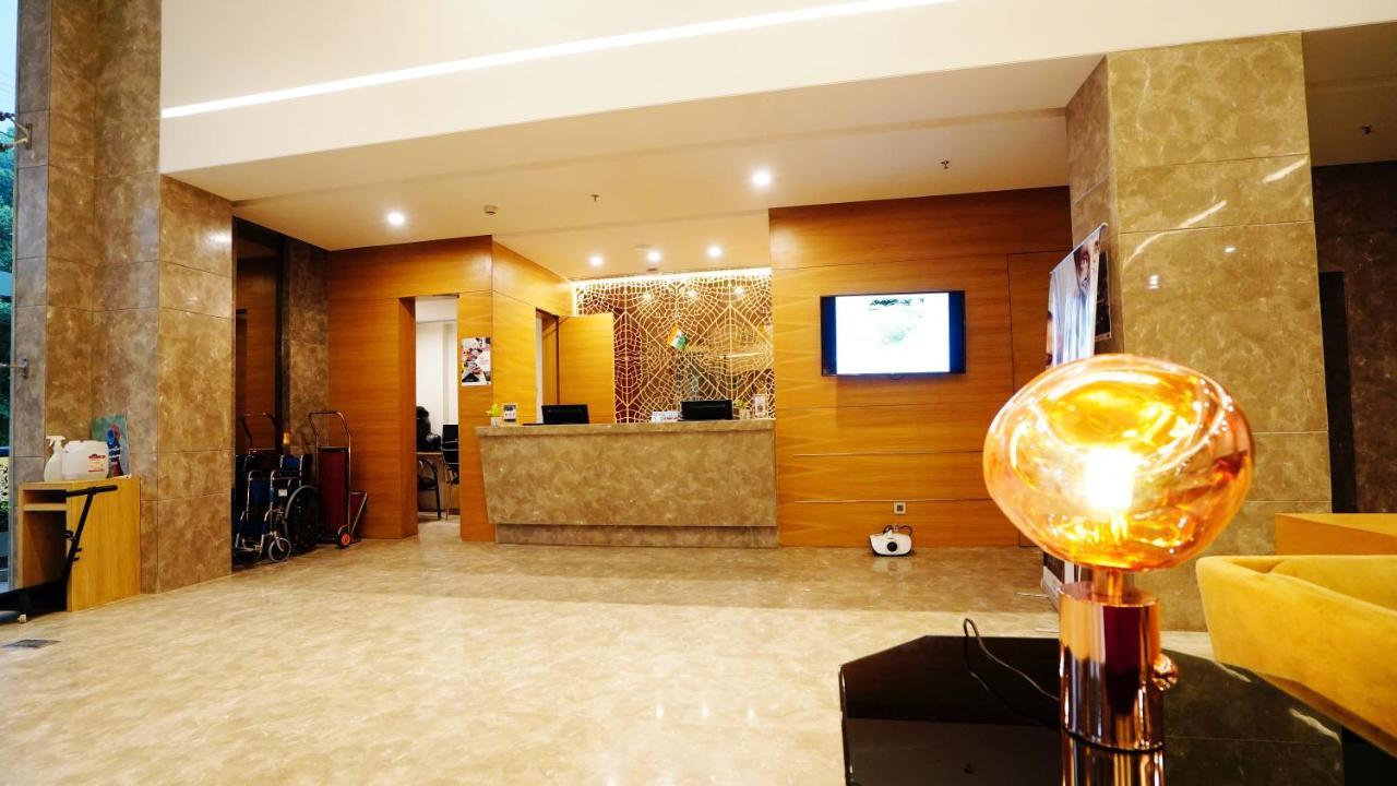 The Fern Residency Sarnath Hotel Varanasi Ngoại thất bức ảnh