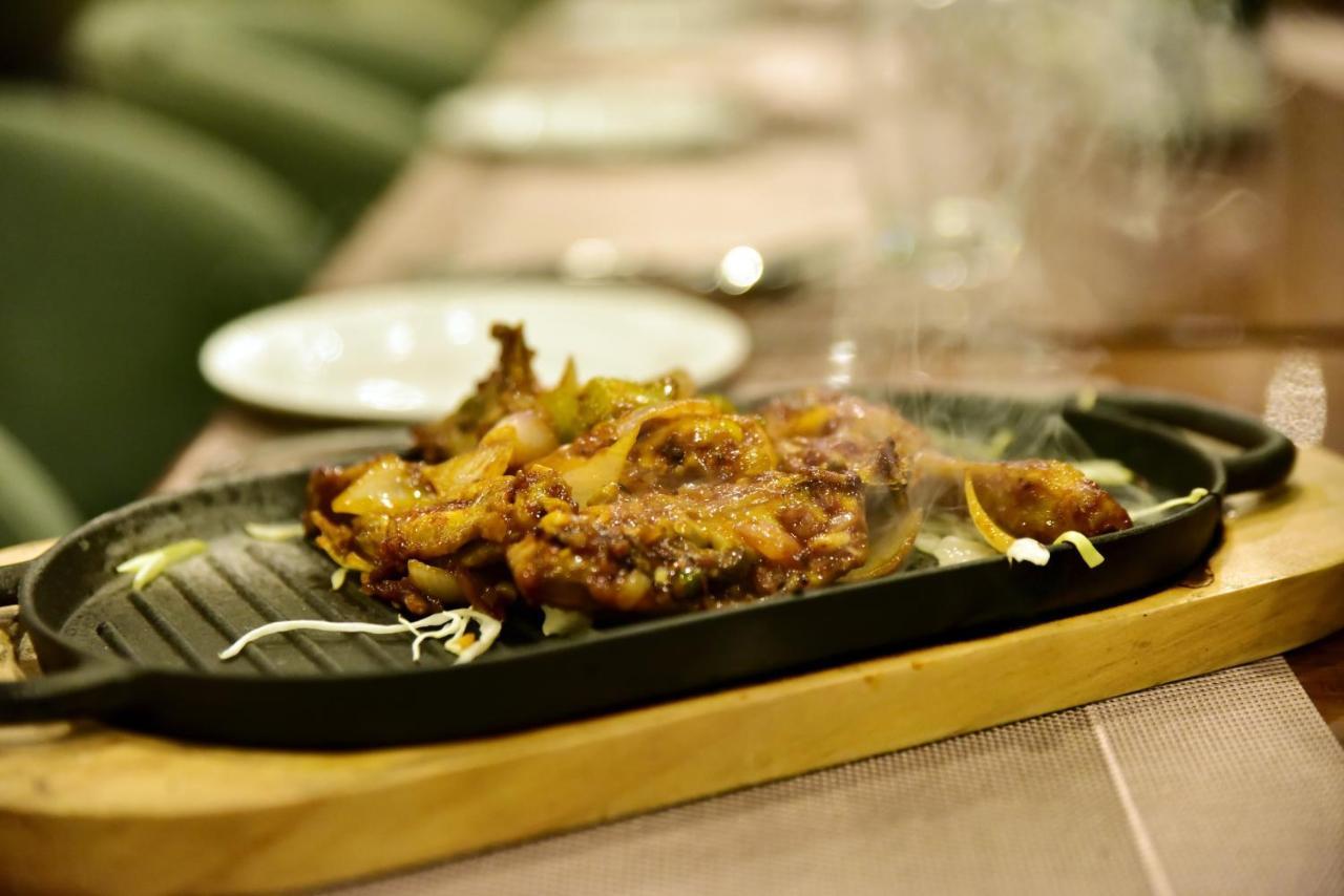 The Fern Residency Sarnath Hotel Varanasi Ngoại thất bức ảnh